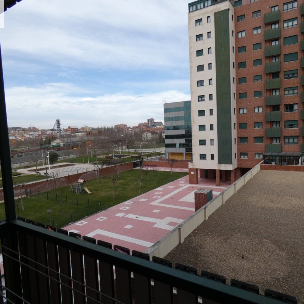 Foto de Piso en Paseo Arco del Ladrillo. Valladolid